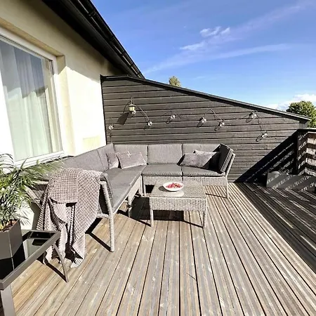 Townhouse Box In Center / Large Terrace * Parnu